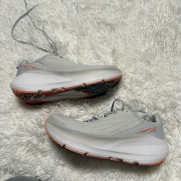 Women’s Altra FWD VIA Running Shoe - Picture 8 of 10